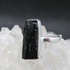Anillo turmalina y plata
