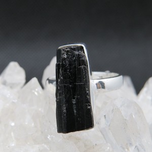 Anillo turmalina y plata