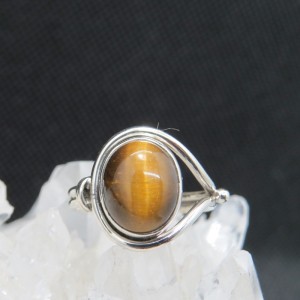 Anillo ojo de tigre y plata