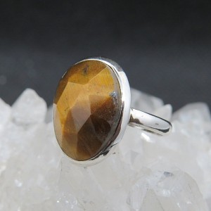Anillo ojo de tigre y plata