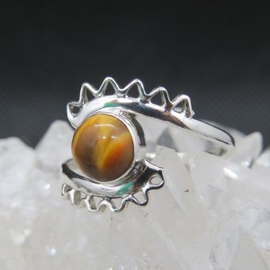 Anillo ojo de tigre y plata