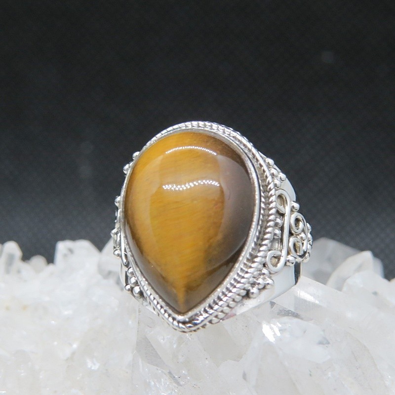 Anillo ojo de tigre y plata