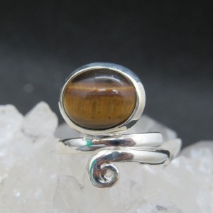 Anillo ojo de tigre y plata