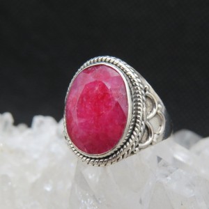 Anillo rubí y plata