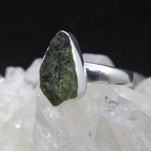 Anillo Moldavita y plata