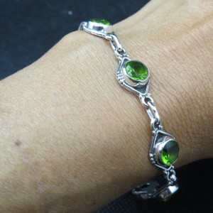 Pulsera joyería en plata olivino