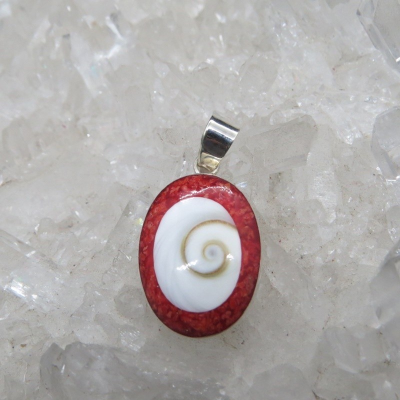 Colgante coral, ojo de shiva y plata