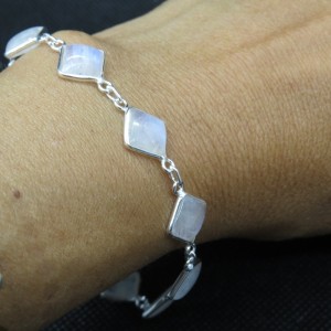 Pulsera joyería en plata piedra luna