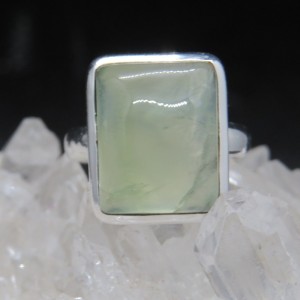 Anillo prehnita y plata