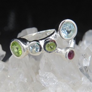 Anillo piedras semipreciosas y plata