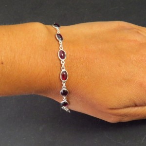 Pulsera joyería en plata granate