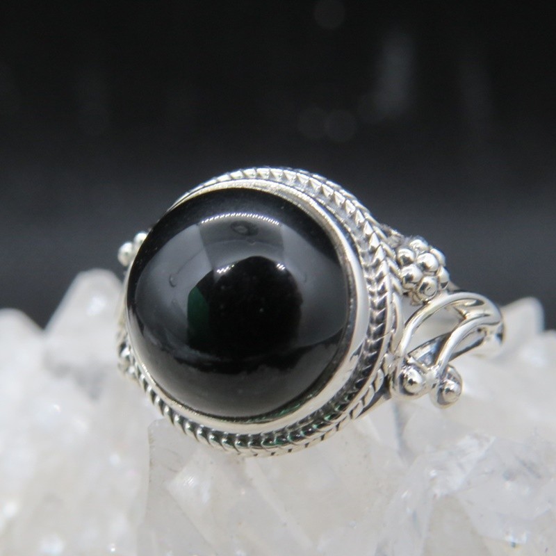 Anillo ónix y plata