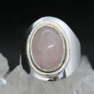 Anillo cuarzo rosa y plata