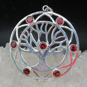 Colgante árbol de la vida granate y plata
