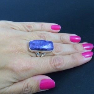 Anillo Charoita y plata