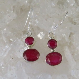 Pendientes rubí y plata