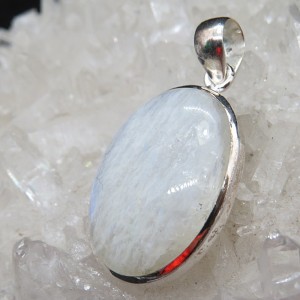 Colgante piedra luna y plata