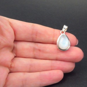 Colgante piedra luna y plata