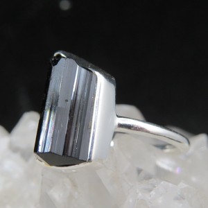 Anillo turmalina y plata