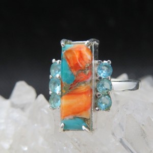 Anillo nácar con turquesa cobre y topacios y plata