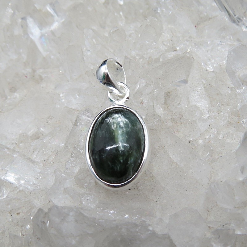 Colgante serafinita y plata