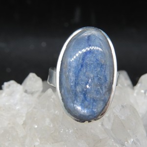 Anillo cianita y plata