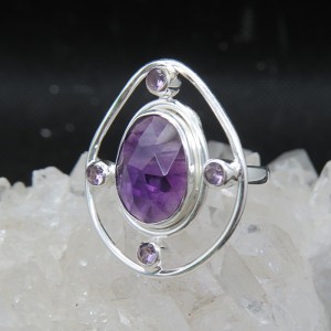 Anillo amatista y plata
