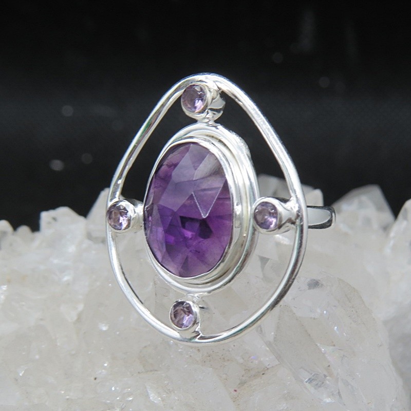 Anillo amatista y plata