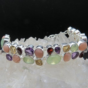 Pulsera joyería en plata de piedras semipreciosas