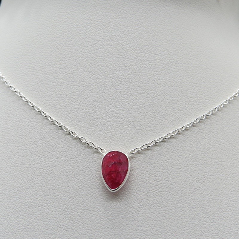 Collar joyería en plata de rubí