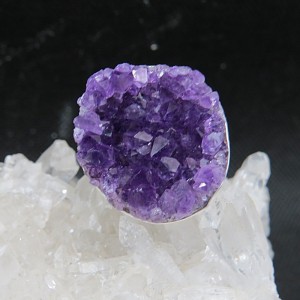 Anillo Drusa de amatista y plata