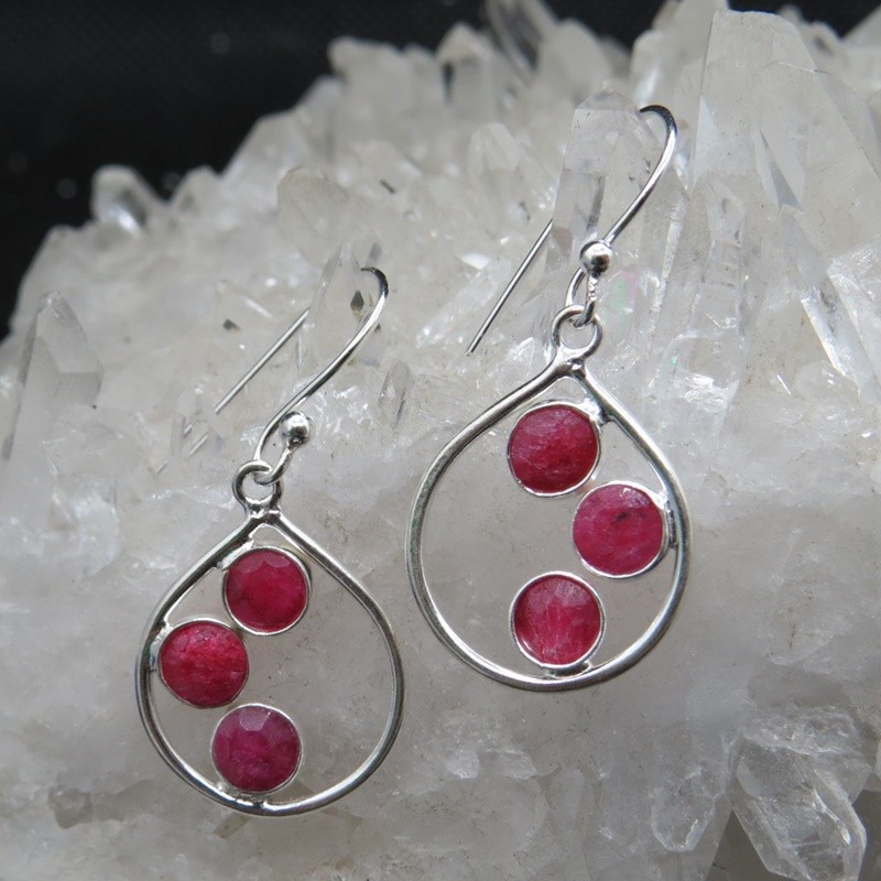Pendientes rubí y plata