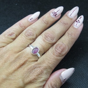 Anillo turmalina rosa y plata