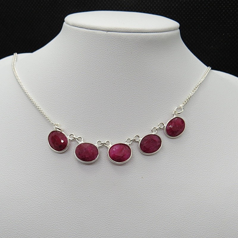 Collar joyería en plata de rubí