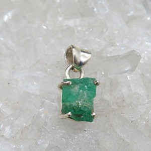 Colgante esmeralda y plata