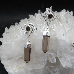 Pendientes nudo de bruja cuarzo ahumado y plata