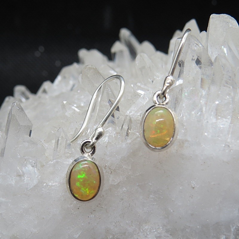 Pendientes ópalo blanco y plata