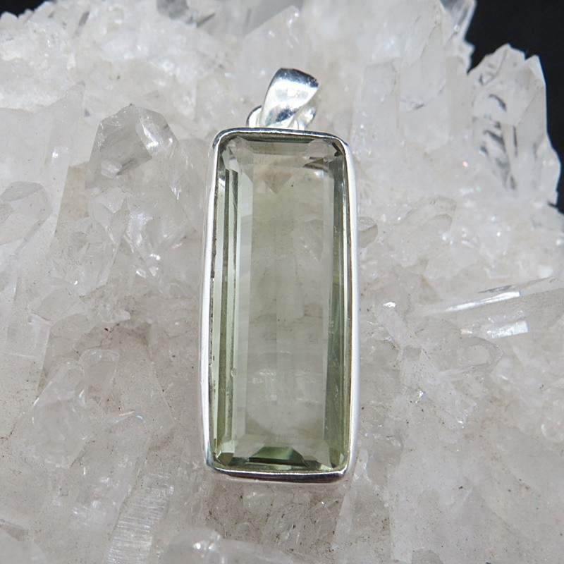 Colgante prasiolita y plata
