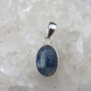 Colgante cianita y plata
