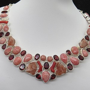 Collar joyería en plata, rodocrosita, granate y coral