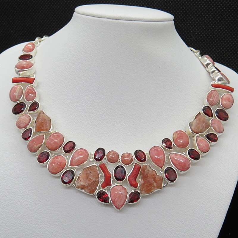 Collar joyería en plata, rodocrosita, granate y coral