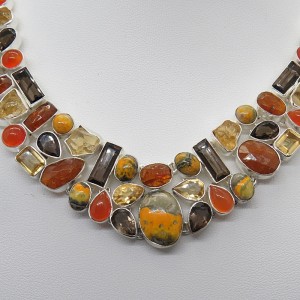 Collar joyería en plata de Jaspe abejorro y varias piedras semipreciosas