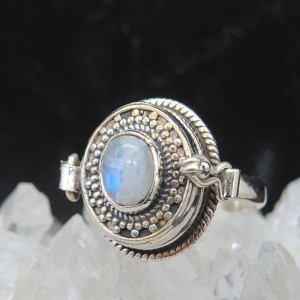 Anillo cofre de los deseos piedra luna y plata