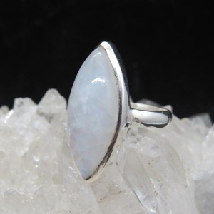 Anillo piedra luna y plata