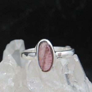 Anillo turmalina rosa y plata