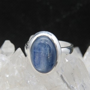 Anillo cianita y plata