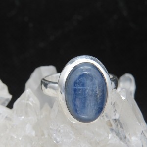 Anillo cianita y plata