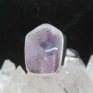 Anillo amatista y plata