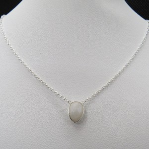 Collar joyería en plata piedra luna