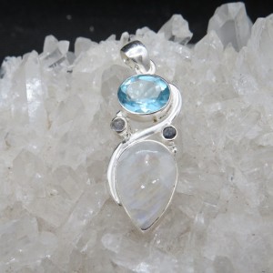 Colgante piedra luna, topacio, zafiro y plata